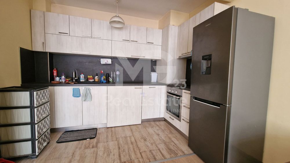 Продава се Двустаен апартамент в Пловдив, Остромила - 84 кв.м за 1310 €/кв.м - Снимка #2