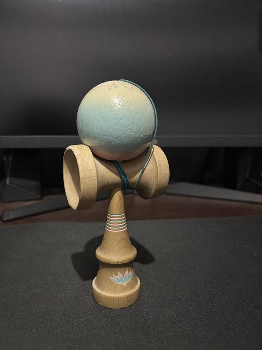 Kendama Lotus Ryoga Pro Model