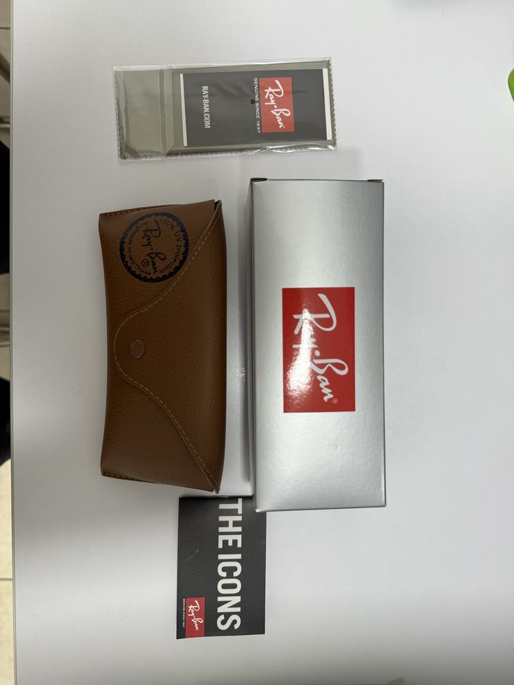 Солнце защитные очки от Ray Ban