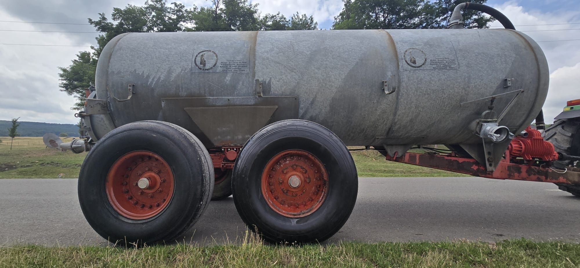 Pompa Vidanja cisterna apa dejecții tractor PICHON 12600 l tandem