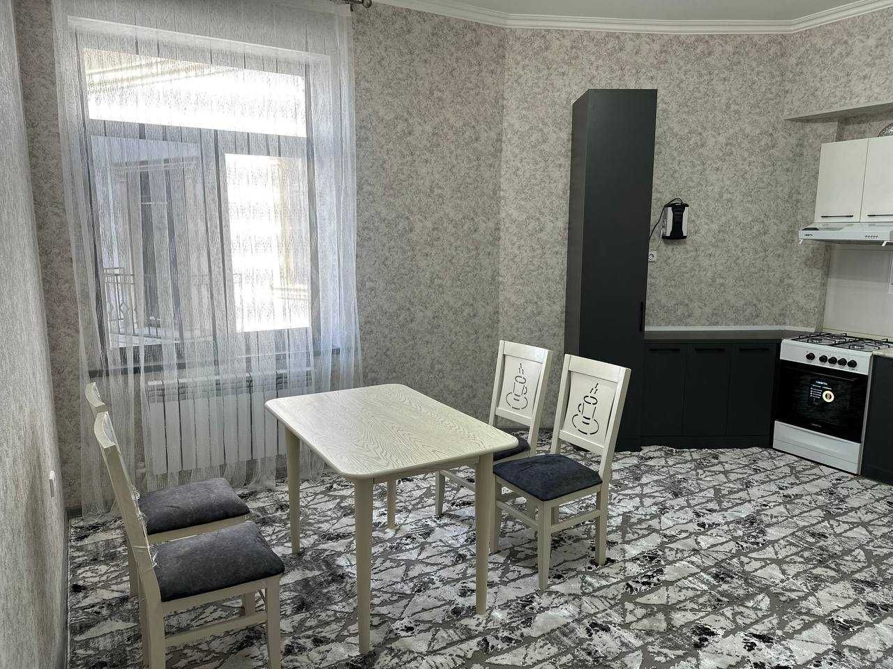 Продажа: 2-комн. квартира, центр, новострой, 80м², 7 этаж, cаракулька.
