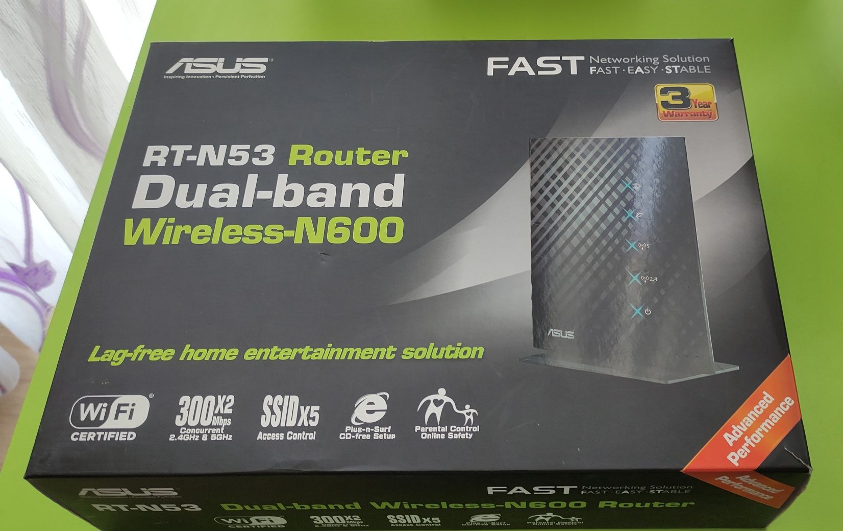 Router Asus RTN 53