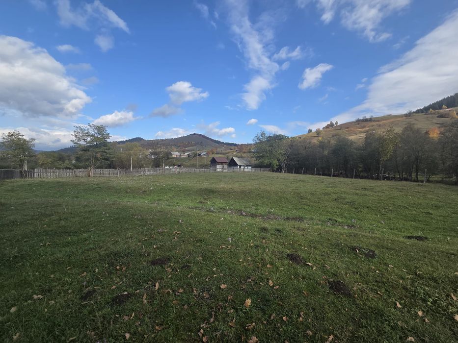 Pamant intravilan de vânzare