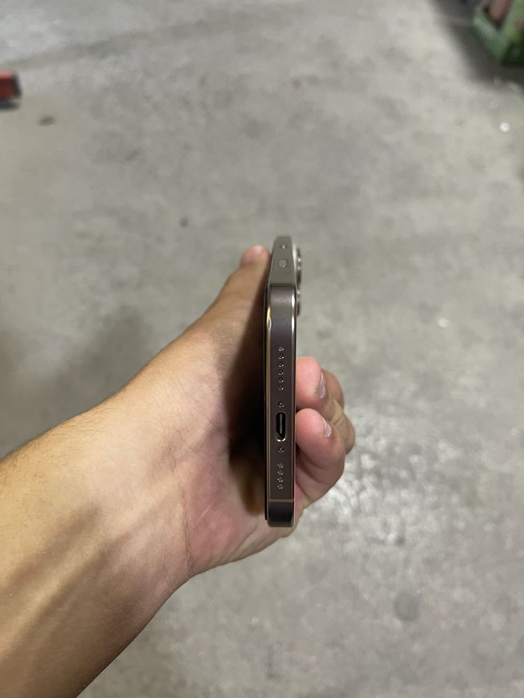 Iphone 16 pro max sotiladi