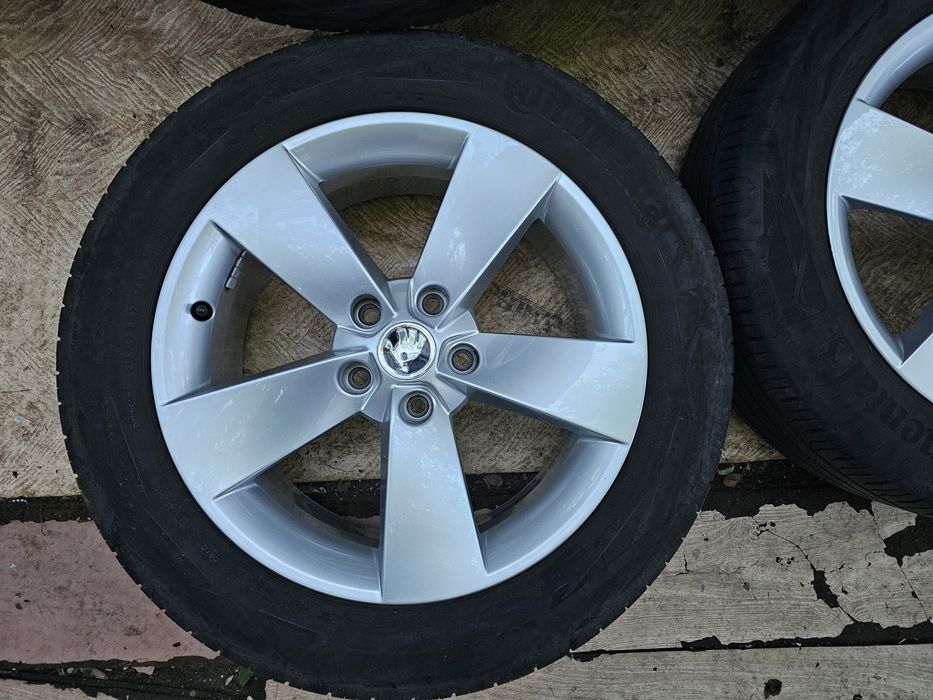 Jante aliaj 17" Skoda Karoq/Volkswagen/Seat cu anvelope vara 215/55/17