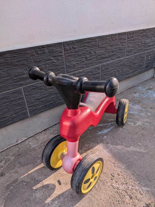 Bicicletă bebelusi