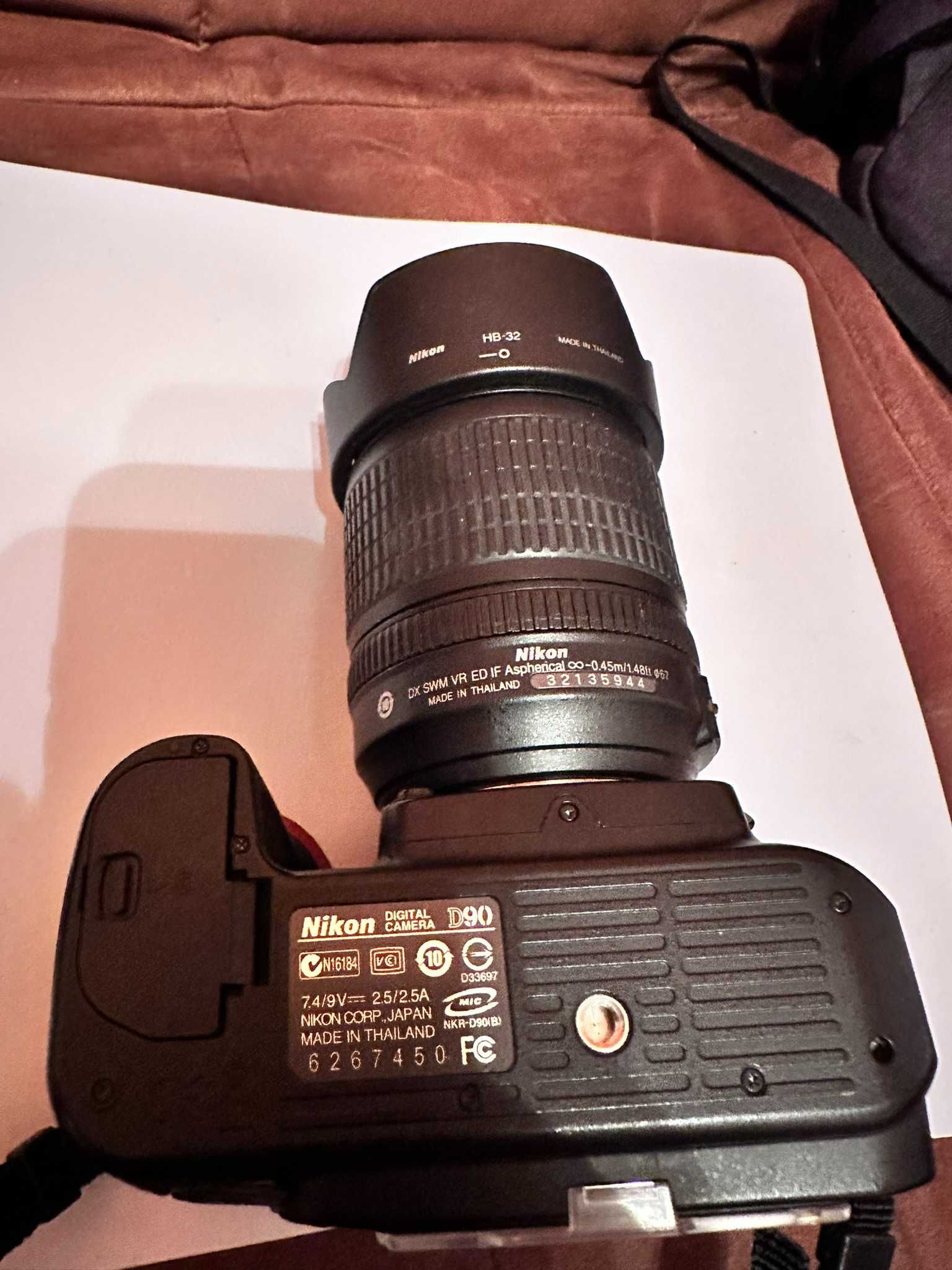 Nikon D90 + Blitz SB600 + Obiectiv 18-105 + Obiectiv 50