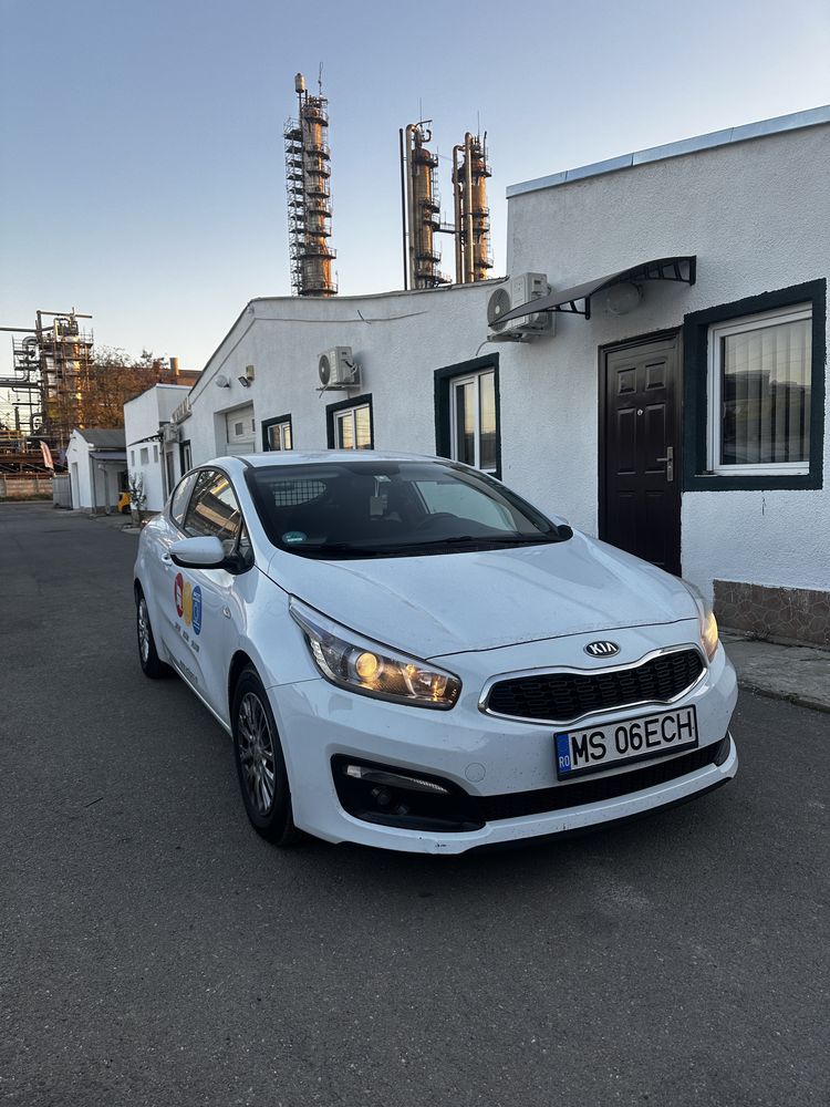 Kia Cee’d 2016 pentru delivery