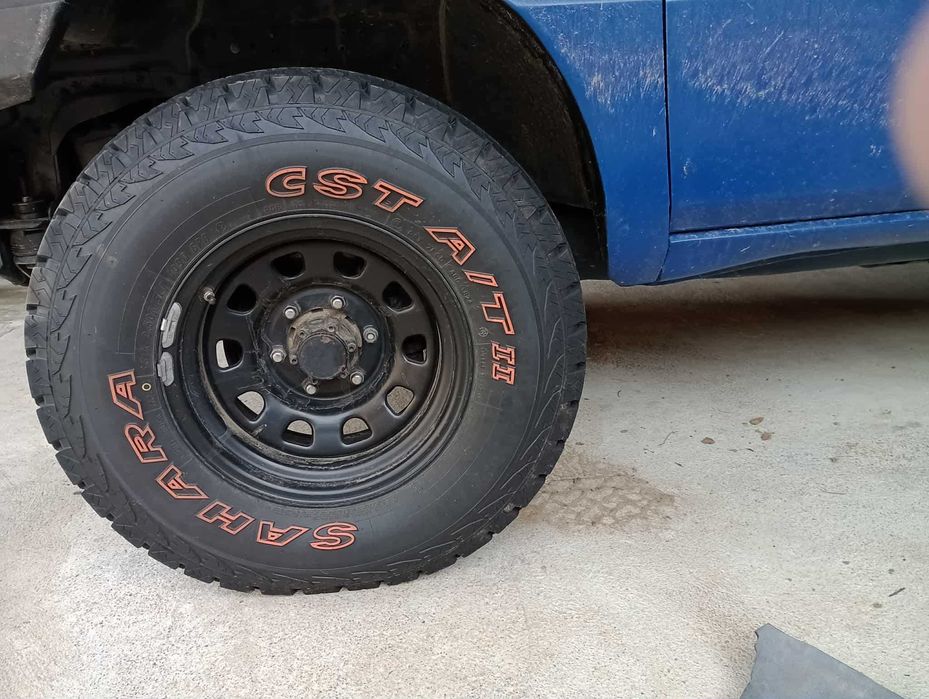 Гуми 31x10.5R15 CST SAHARA AT2