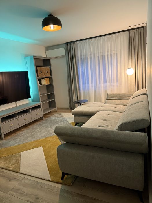 Închiriez apartament modern Tolstoi