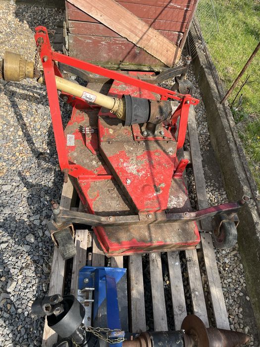 Cositoare / tocatoare  cu roti