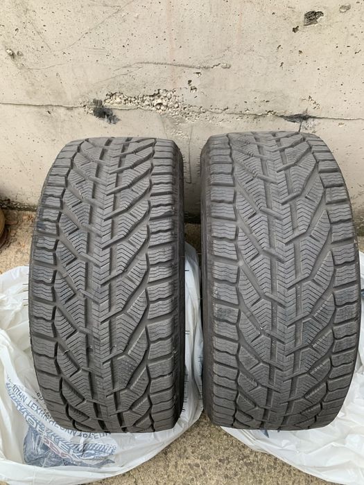 Зимни гуми 245 / 40 / 18