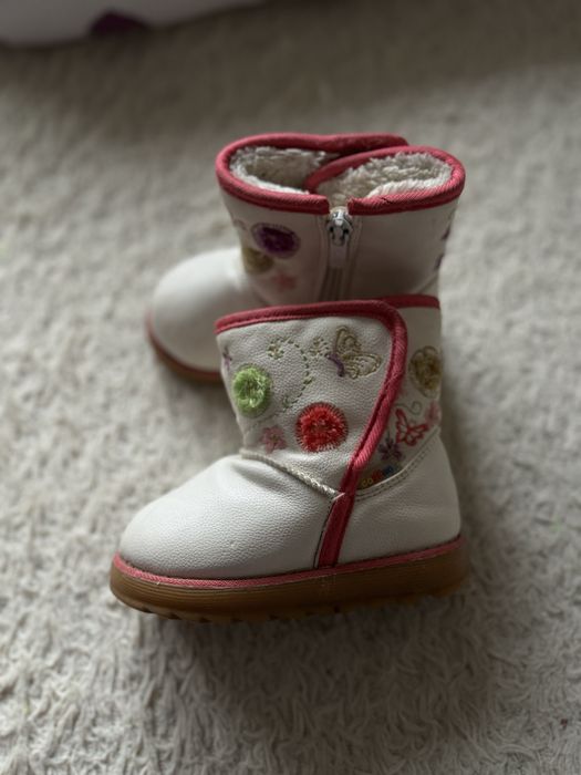 Одежда на девочку на 0-6 мес, угги на годик новые