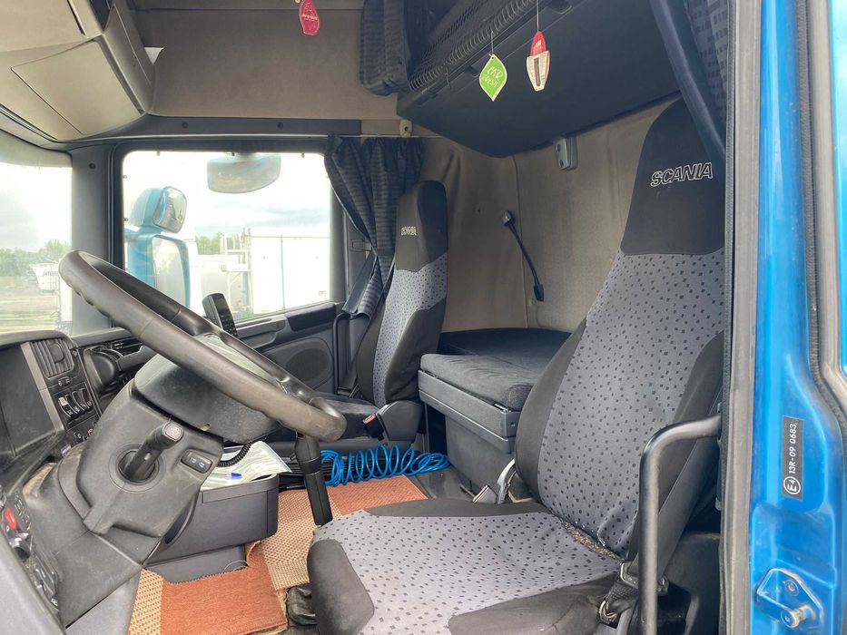 De vanzare Scania + remorca (tandem)