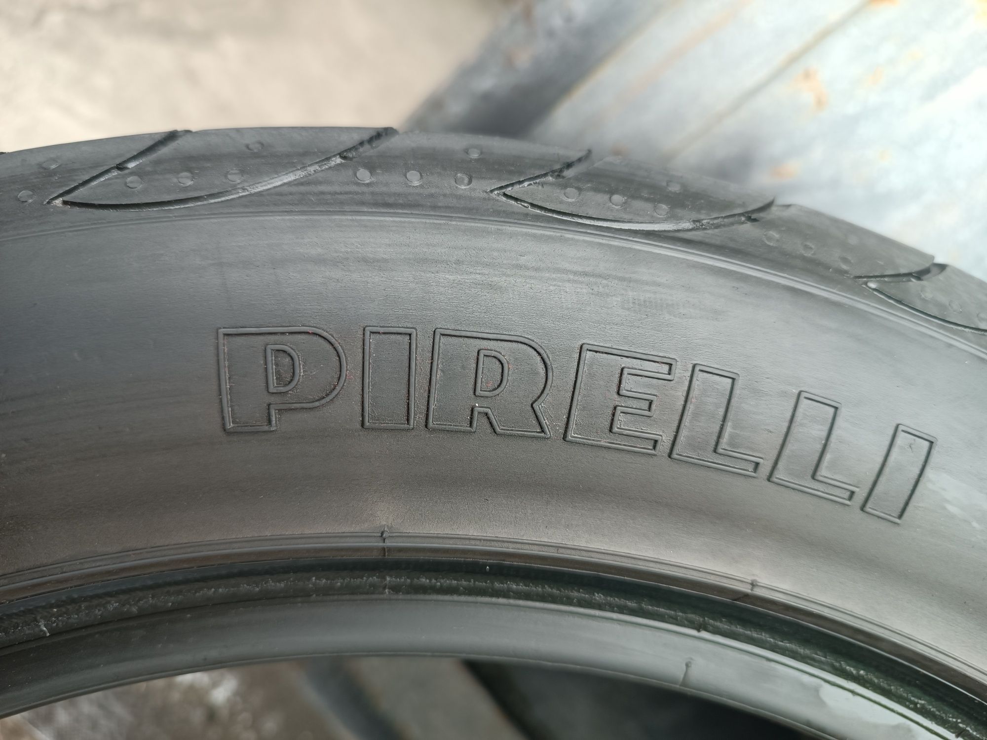 225/50/17 Pirelli