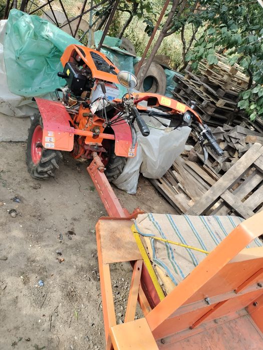 Vând motocultor Ruris 1001ksd 10cp plus remorca cumpărată din Dedeman!
