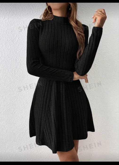 Rochie neagra groasa