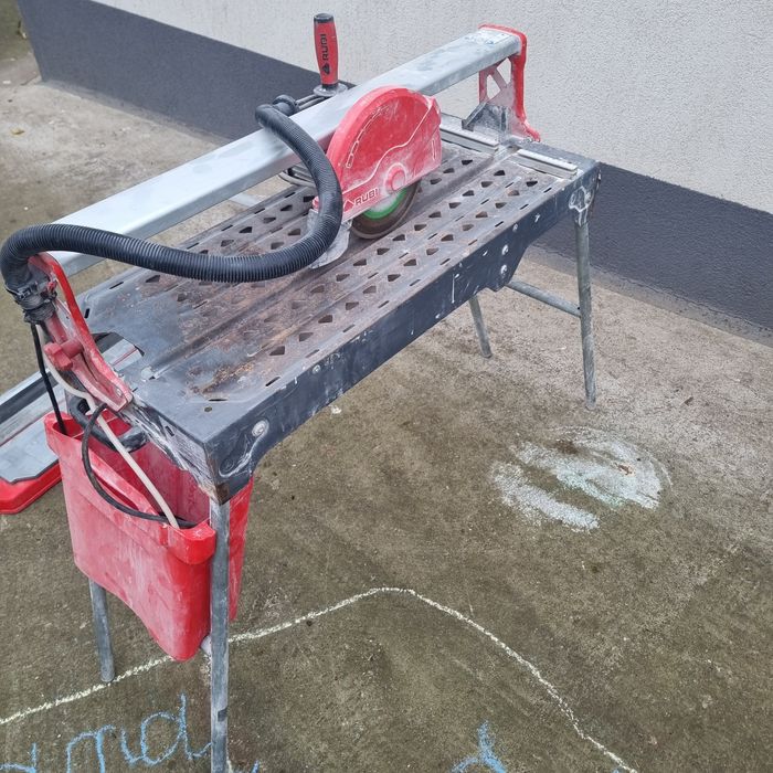 Masina RUBI gresie, faianta,ceramica pe apa( sigma montolit)