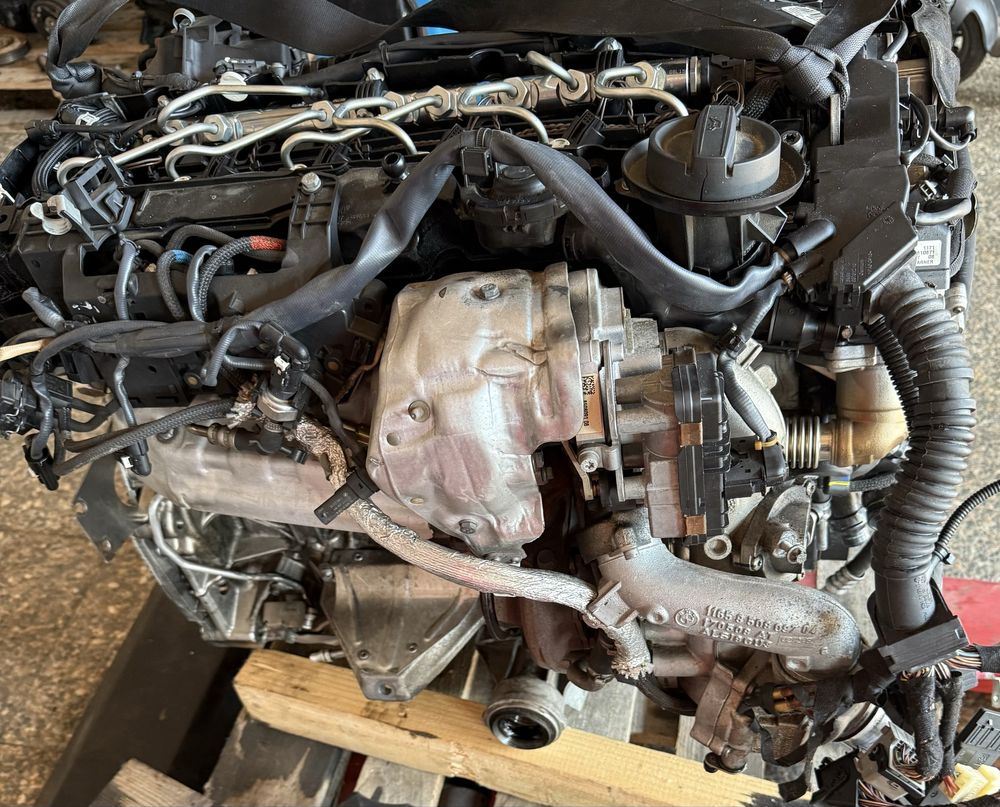Motor n57d30b 313 cai complet