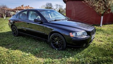 Volvo S60 D5 - Black