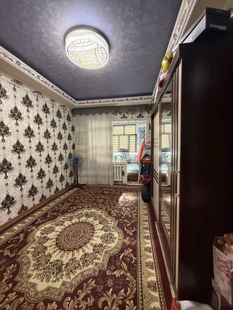 Срочно продается 1-х комн квартира в Куйлюк массив-5  1/5/5