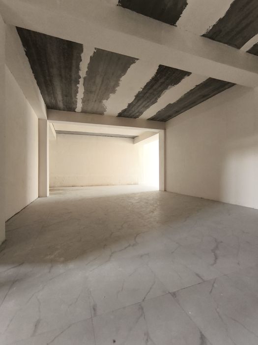 Сдаётся нежилое помещение на 2 этаже, общая площадь 90м2.