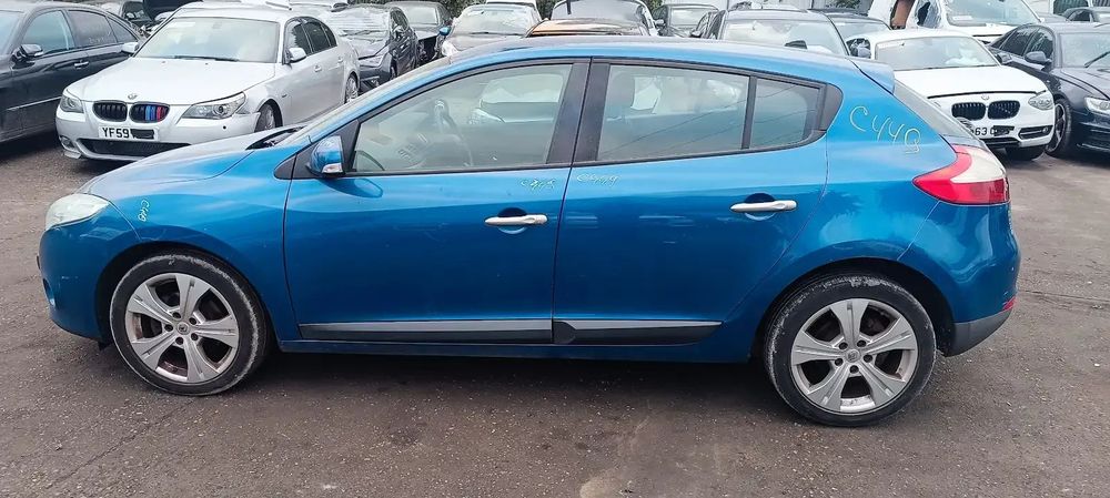 Dezmembrari / Dezmembrez Renault Megane 3 1.6 K4M (858) cutie viteze manuală K4M(858) cod culoare TERNA
