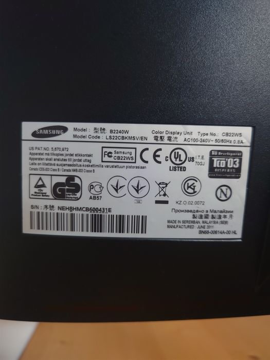 Монитор Samsung B2240