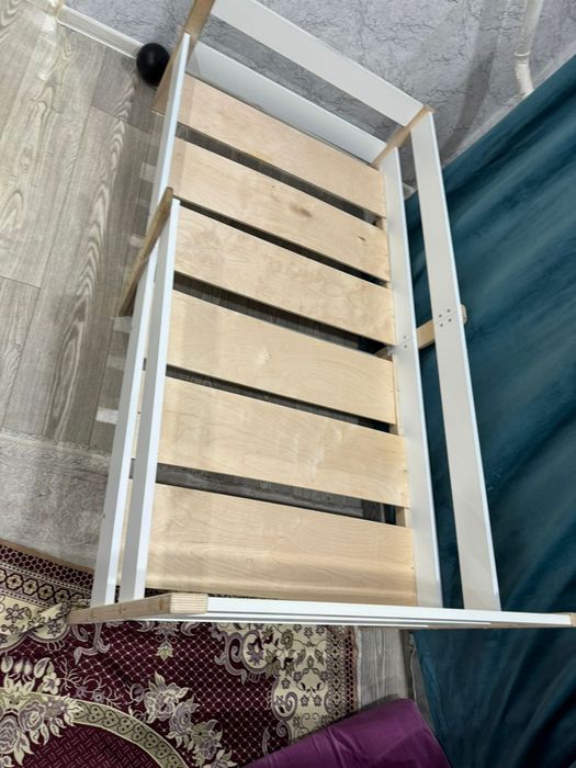 Детская кровать продам