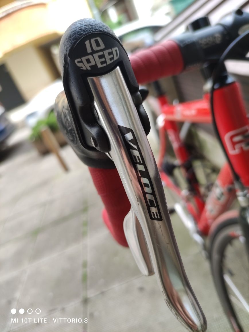 Шосеен велосипед Ferrus Racing CRI Twin Air 28 Campagnolo Veloce