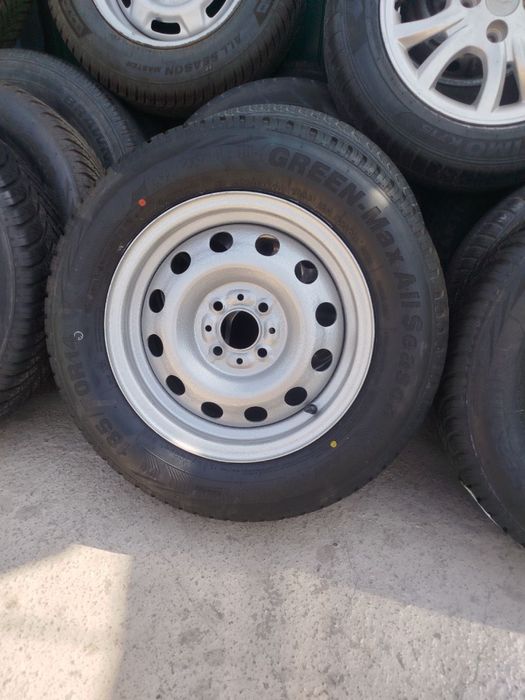 Комплект колес на Ладу