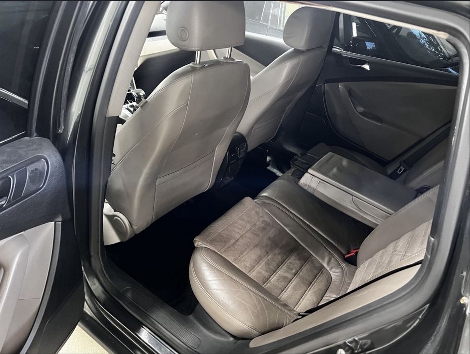 Vând passat b6 din 2007 ,maşina este 2.0 bmp 140 cai.