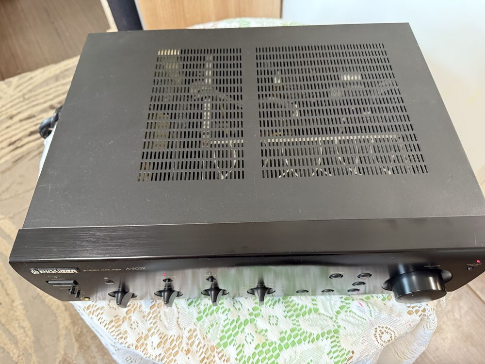 Pioneer A-503 Стерео усилвател