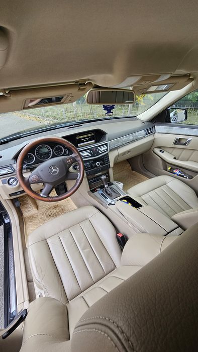 Mercedes-Benz E220 // An2009// EURO 5// Automat