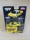 Продам машинку Corvette масштаб 1-64