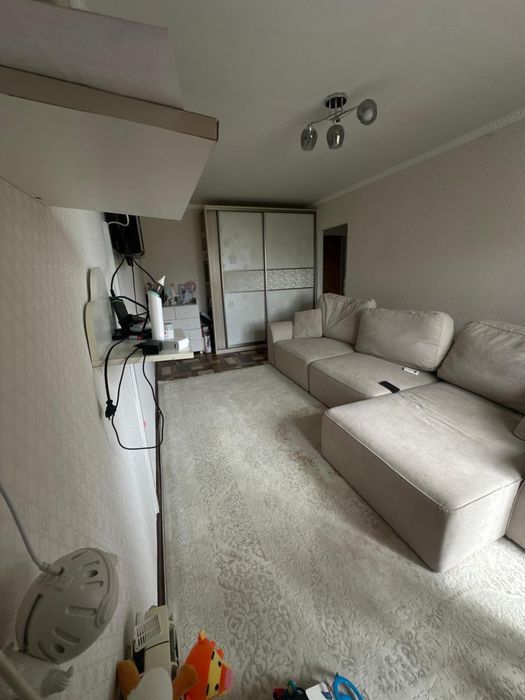 Продается 1 комн.кв в 6 мкр пл 39 кв.м