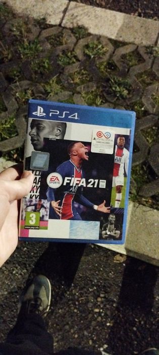 fifa 21 ps4 si ps5 NOU