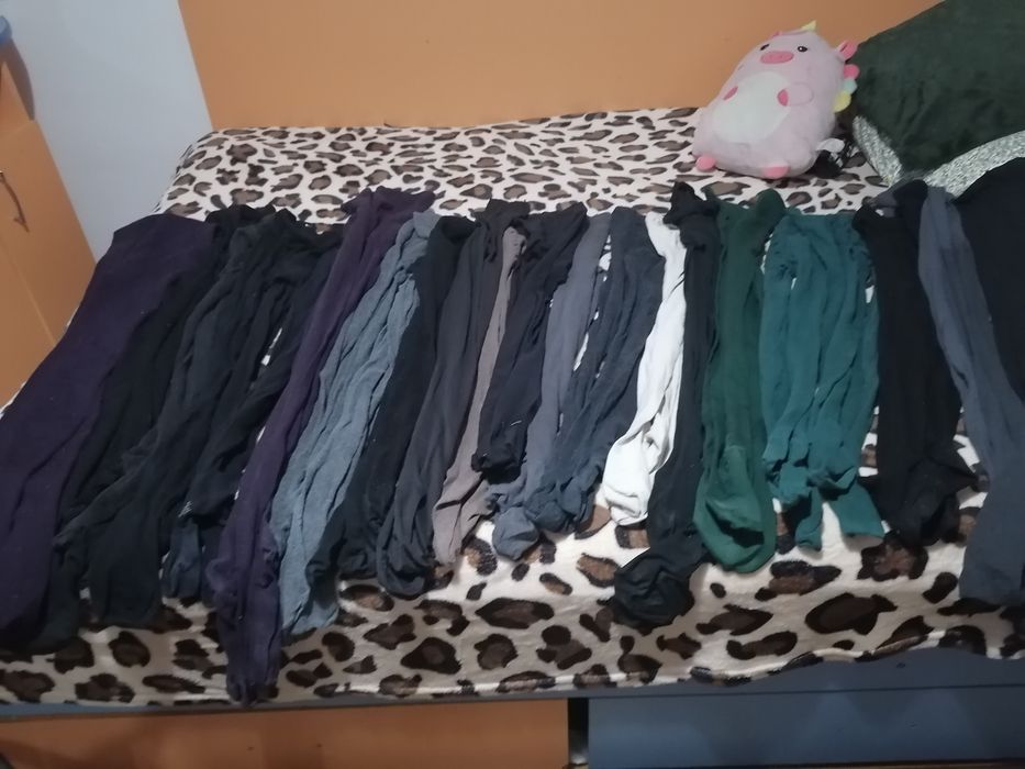 OFERTA : 50 perechi de strampi