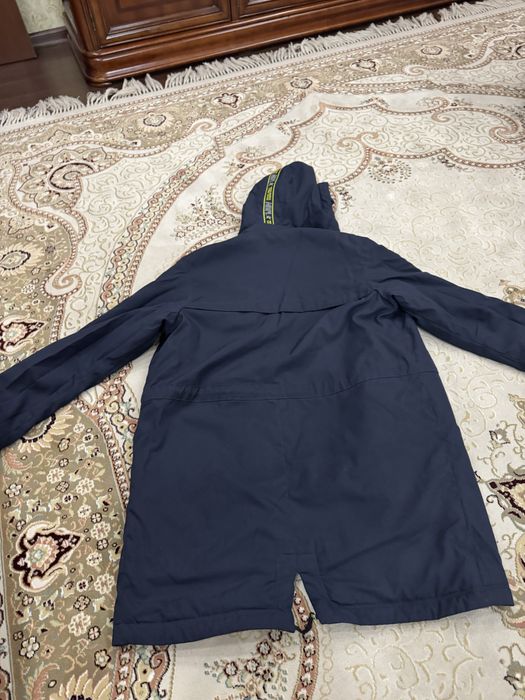 Продам Куртку на 14-15 лет