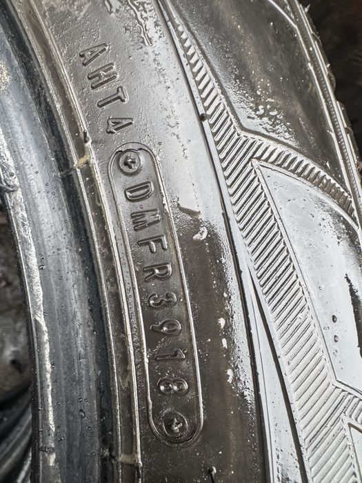 Anvelope iarna 225/55/19