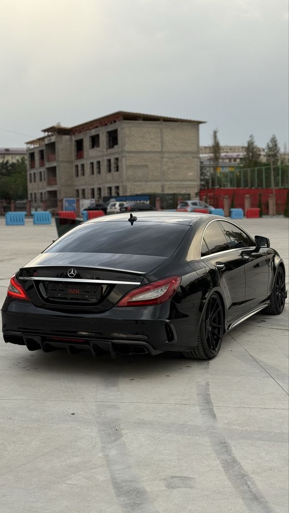 Mercedes benz CLS 63S