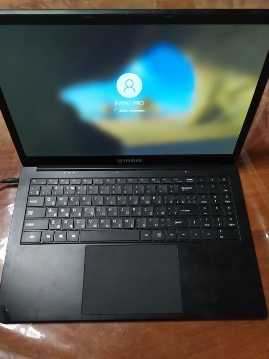 Noutbuk  sotiladi celeron N4020