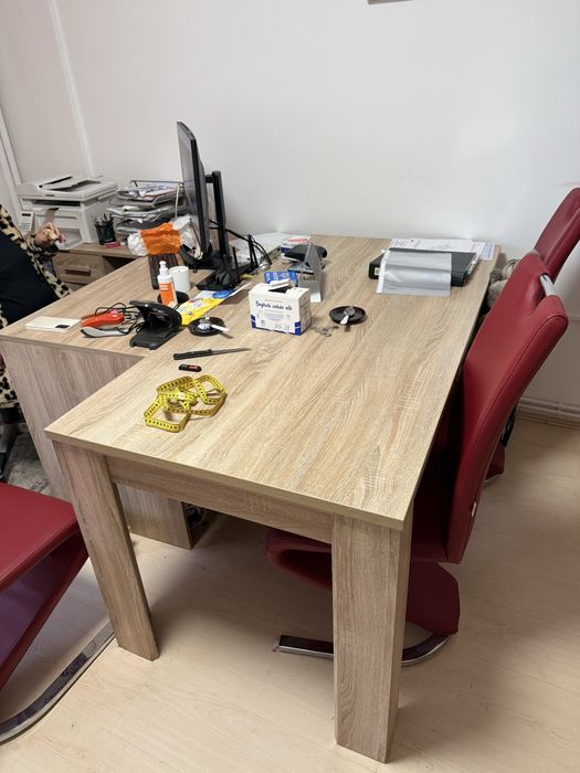Mobilier pentru birou