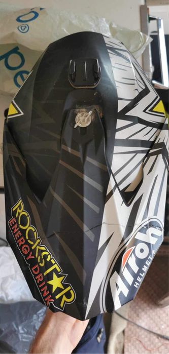 Casca Airoh rockstar