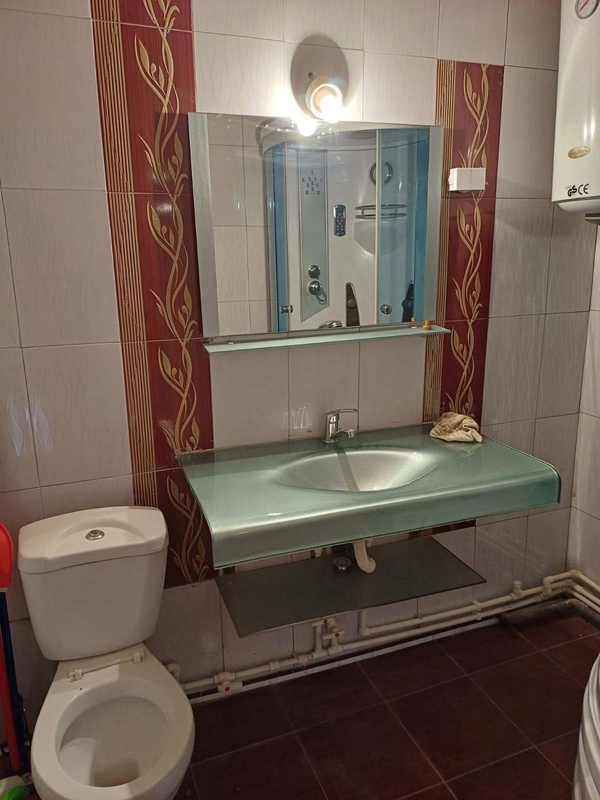 Vând garsonieră în orașul Ticleni(Gorj)