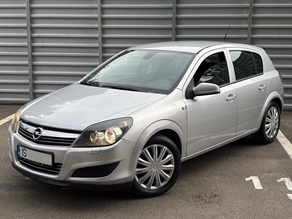 Opel Astra H facelift