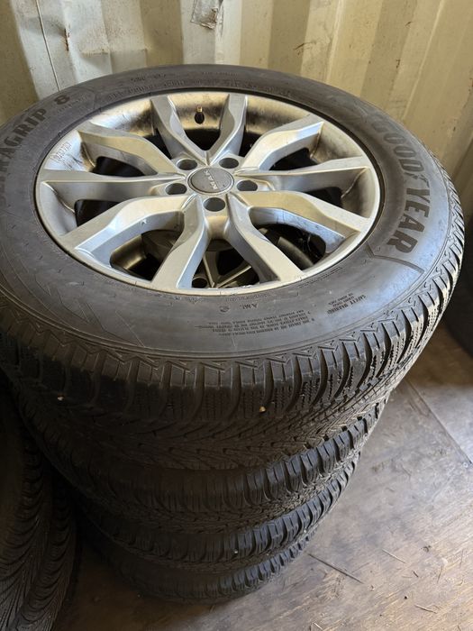 Jante VW Touareg Goodyear 255/60/18