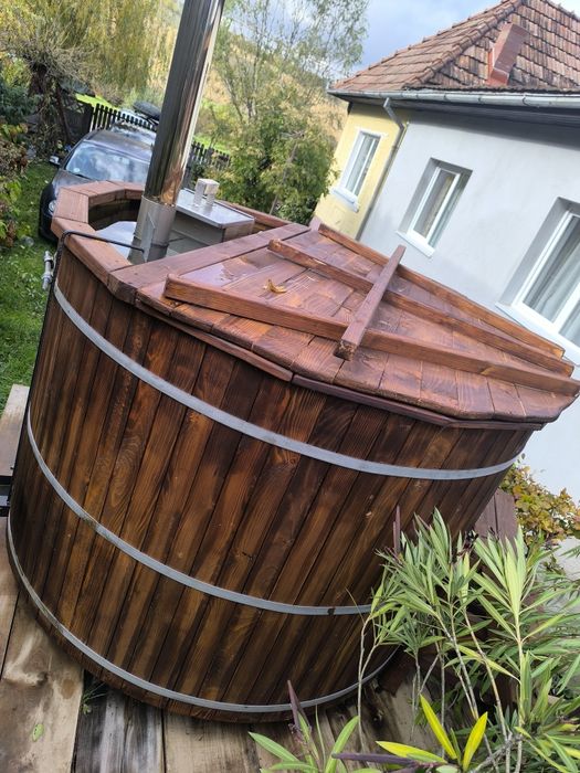 De vanzare Ciubar din lemn(dezsa)