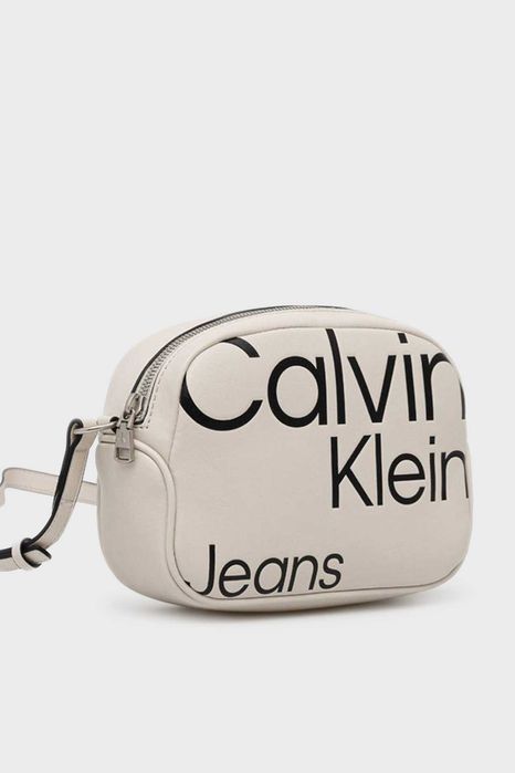 Оригинална чанта CALVIN KLEIN JEANS