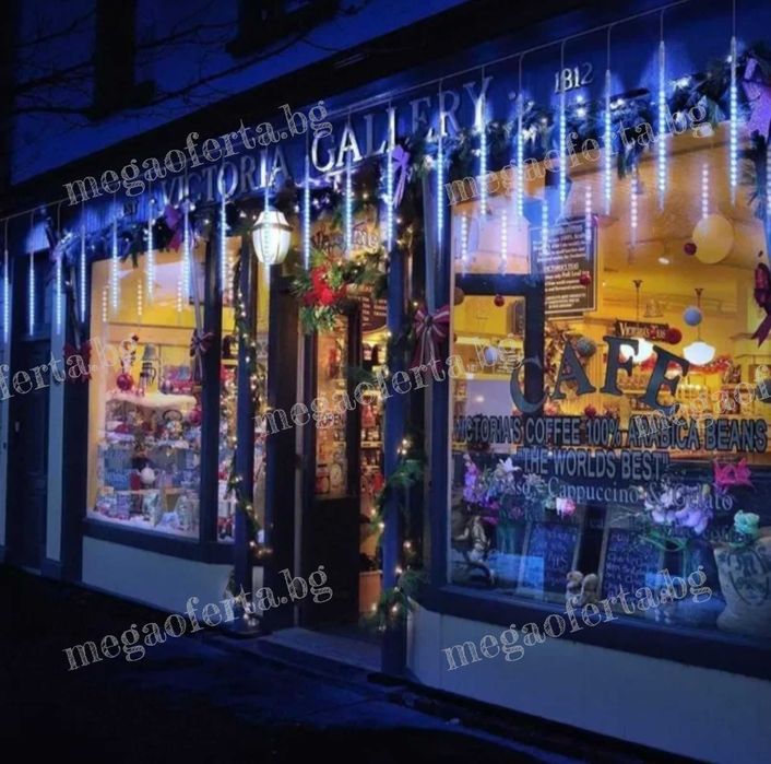 Светещи Лед Висулки Падащ Сняг за Коледна Украса 8Бр.х48см.